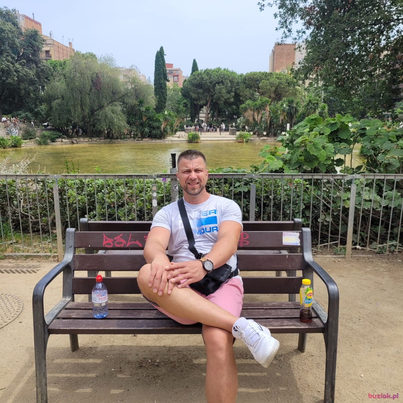 Gvido, Mężczyzna, 41, Chesterfield, Wielka Brytania: 1