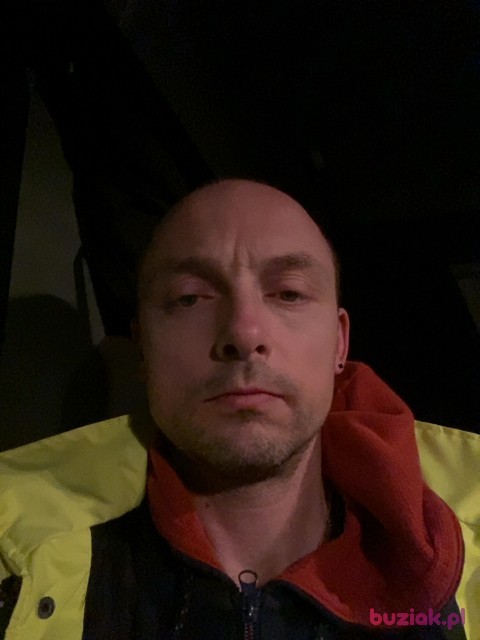 Kamil, Male, 42, Rugby, Wielka Brytania: 1