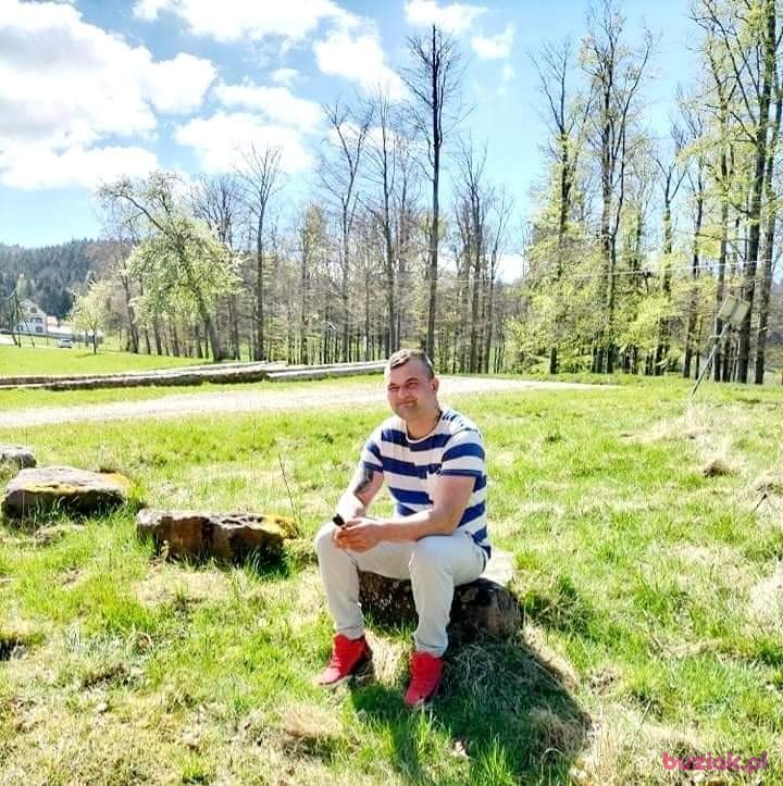 Pal, Mężczyzna, 90, Hamburg, Niemcy: 1