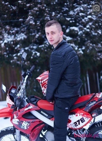 Adam :), Male, 29, Wielka Brytania: 1
