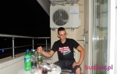 Robert, Male, 35, Polska: 1