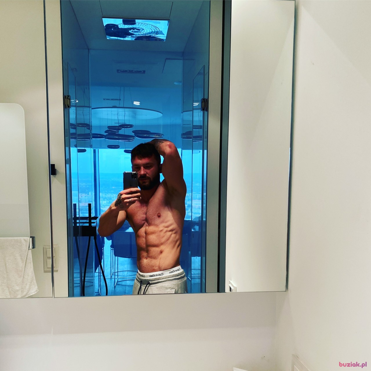 Antonii, Mężczyzna, 32, Marlow, Wielka Brytania: 1