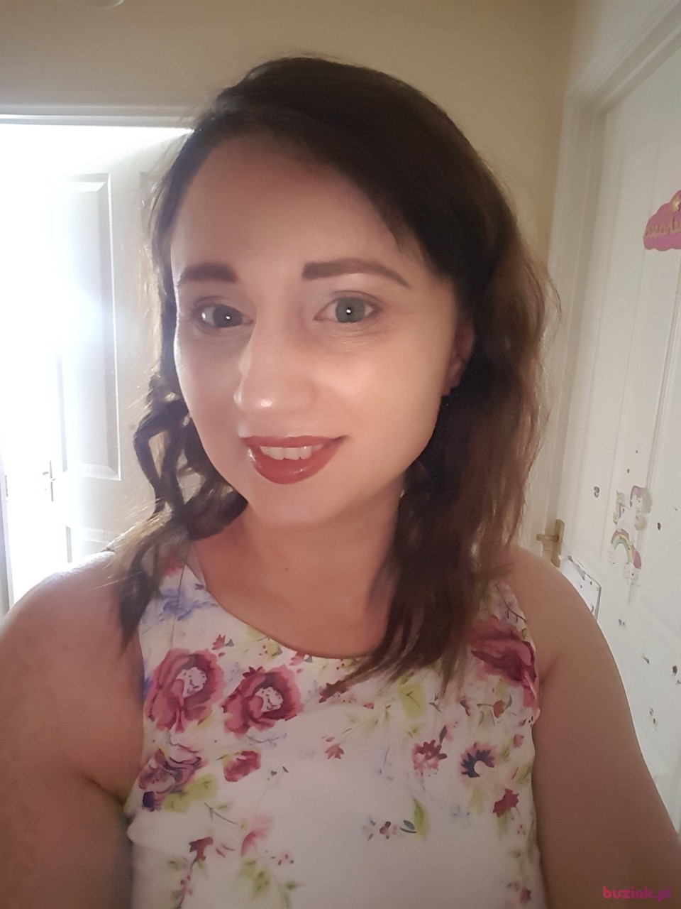 DOMINIKA, Kobieta, 34, Broughton, Wielka Brytania: 1