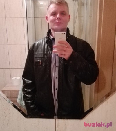 Kamil, Mężczyzna, 30, Brzeziny, Polska: 1