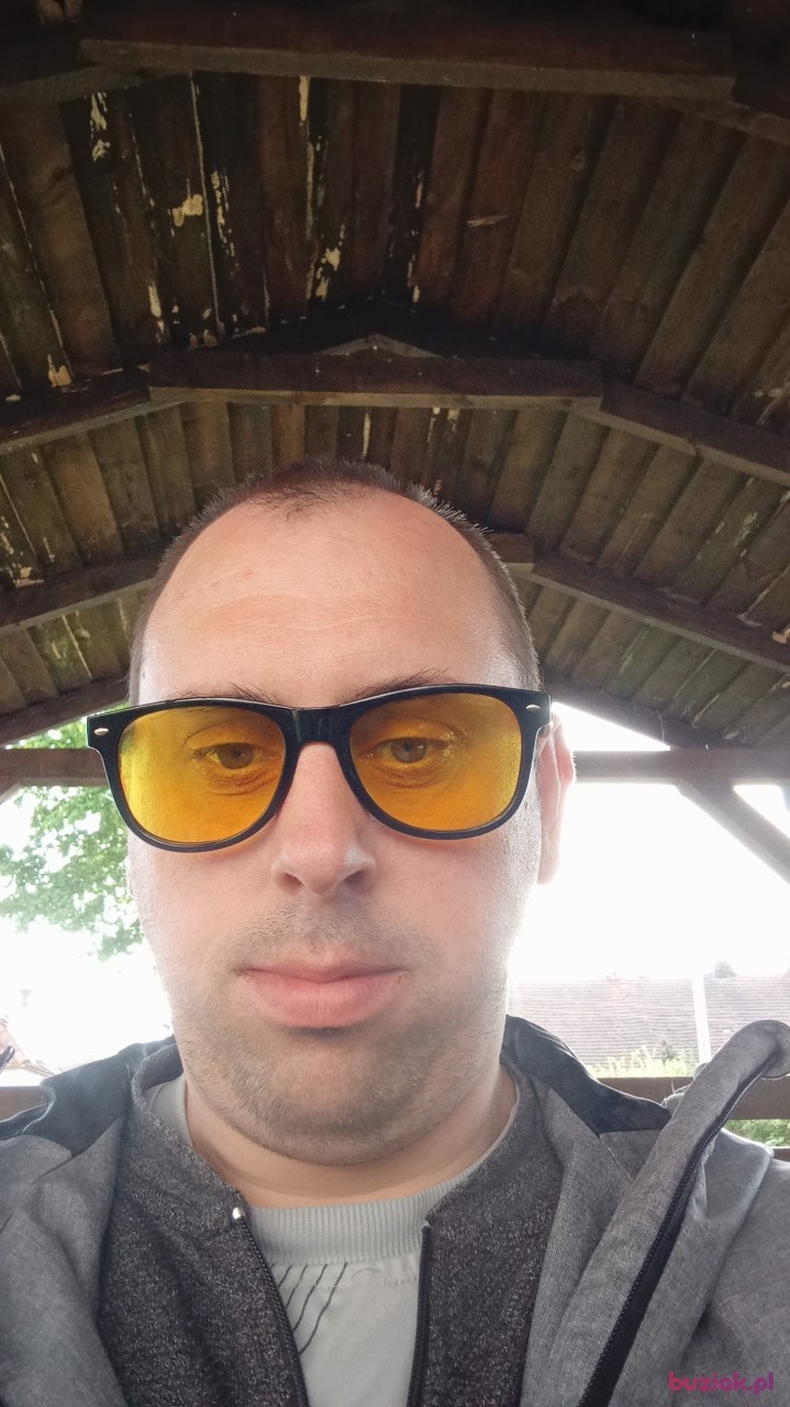 Adrian, Male, 40, Oleśnica, Polska: 1