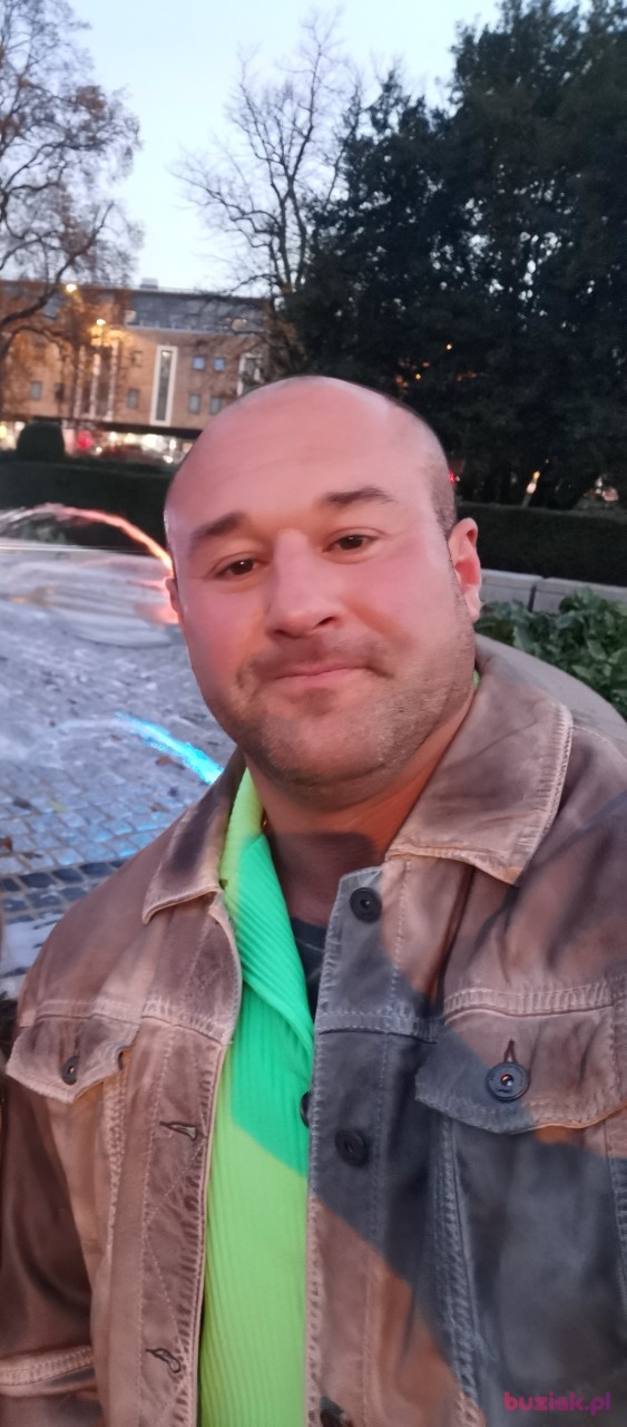Krystian, Male, 45, Wielka Brytania, Photo: 1