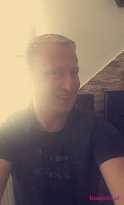 Sajmonsajmon, Mężczyzna, 35, Ćmielów, Polska: 1