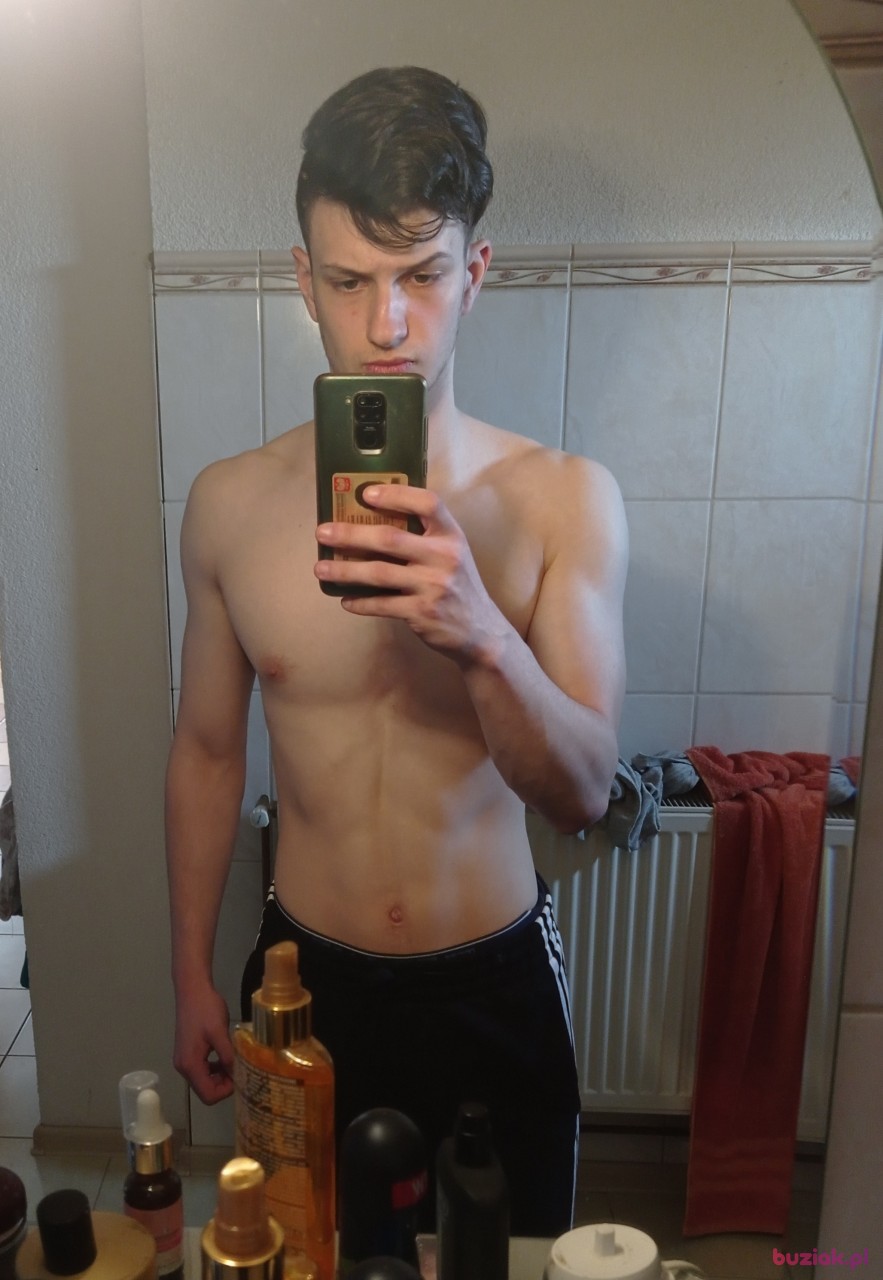 Wiktor, Male, 20, Kraków, Polska: 1