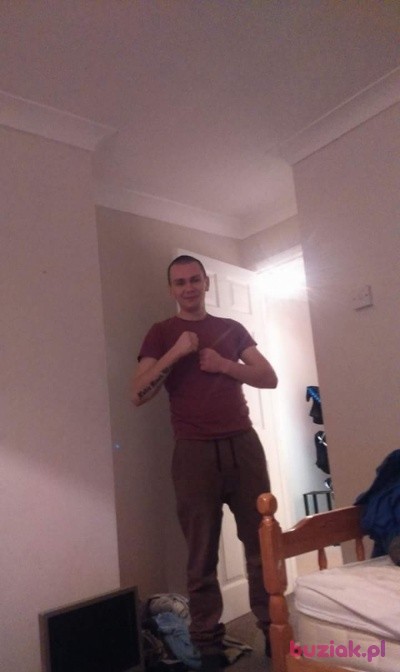 Jacek1211, Male, 34, Wielka Brytania: 1