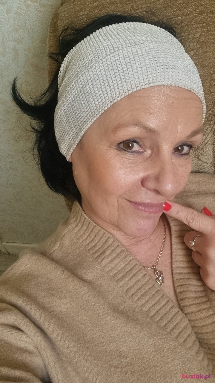 Aurelia, Kobieta, 56, Glasgow, Wielka Brytania: 1