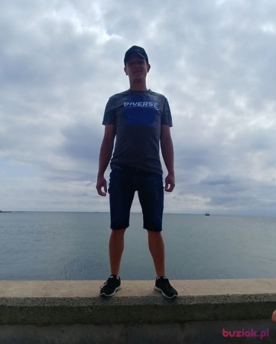 Kamil, Mężczyzna, 29, Częstochowa, Polska: 1