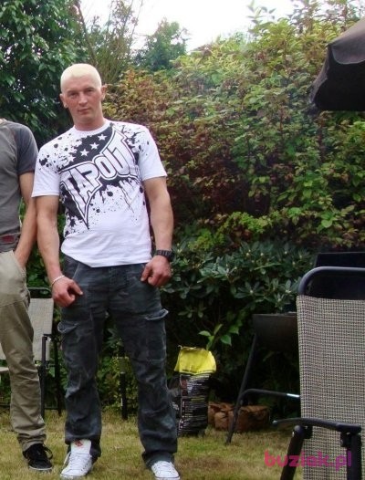 Mariusz, Male, 42, Wielka Brytania: 1