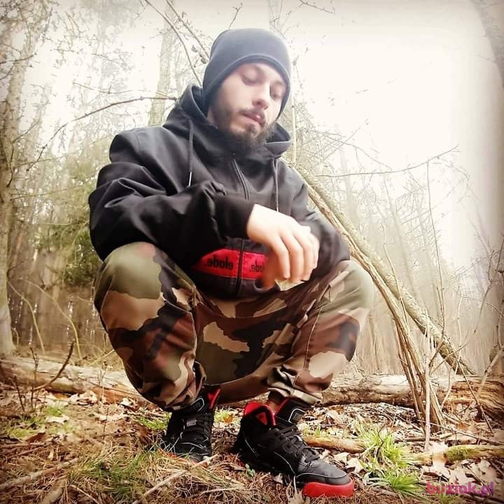 Radosław, Male, 33, Sieniawa, Polska: 1