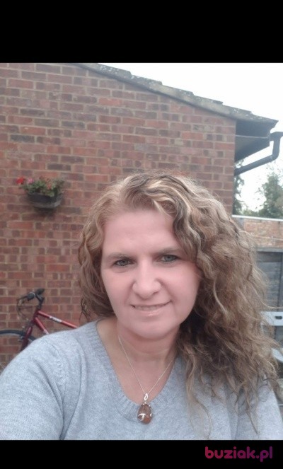 Iwona Tkacz, Female, 53, Slough, Wielka Brytania: 1