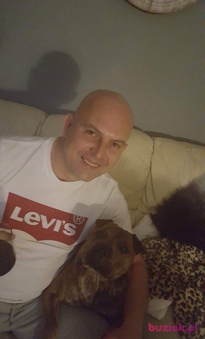 Marcin, Male, 44, Basingstoke, Wielka Brytania: 1