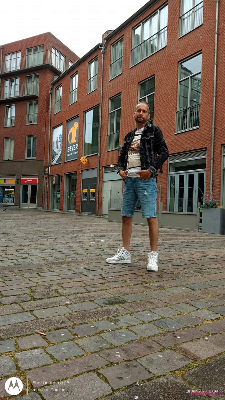 MUNTEAN, Male, 40, Tilburg, Holandia, Photo: 5