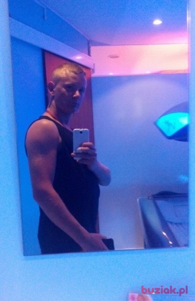 Krzysiek, Male, 29, Zabrze, Polska: 1