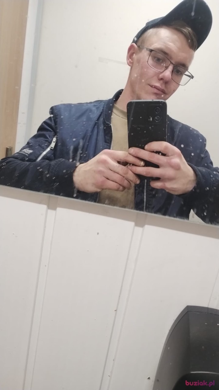 Oskar, Mężczyzna, 29, Piotrków Trybunalski, Polska: 1