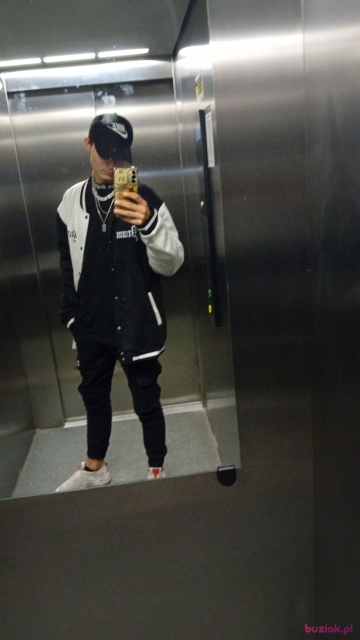 krystian, Male, 20, Kraków, Polska: 1