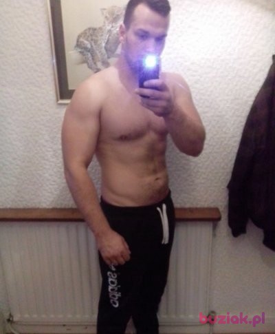 konradcrk, Male, 36, Wielka Brytania: 1