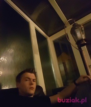 Karol, Mężczyzna, 28, Adamsdown, Wielka Brytania, Zdjęcie: 2
