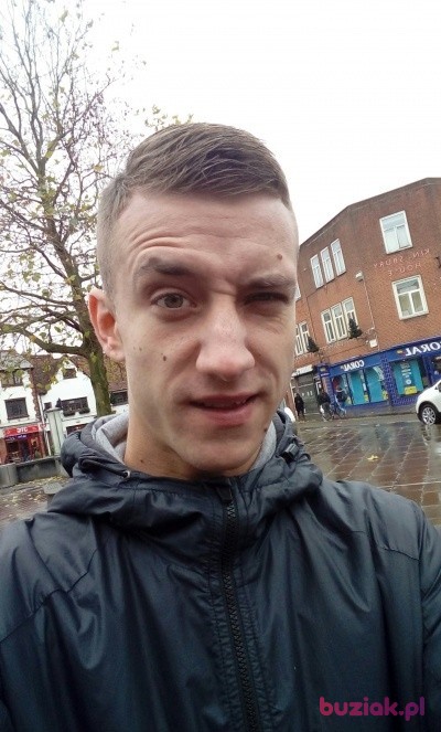 essemino, Mężczyzna, 31, Aylesbury, Wielka Brytania: 1