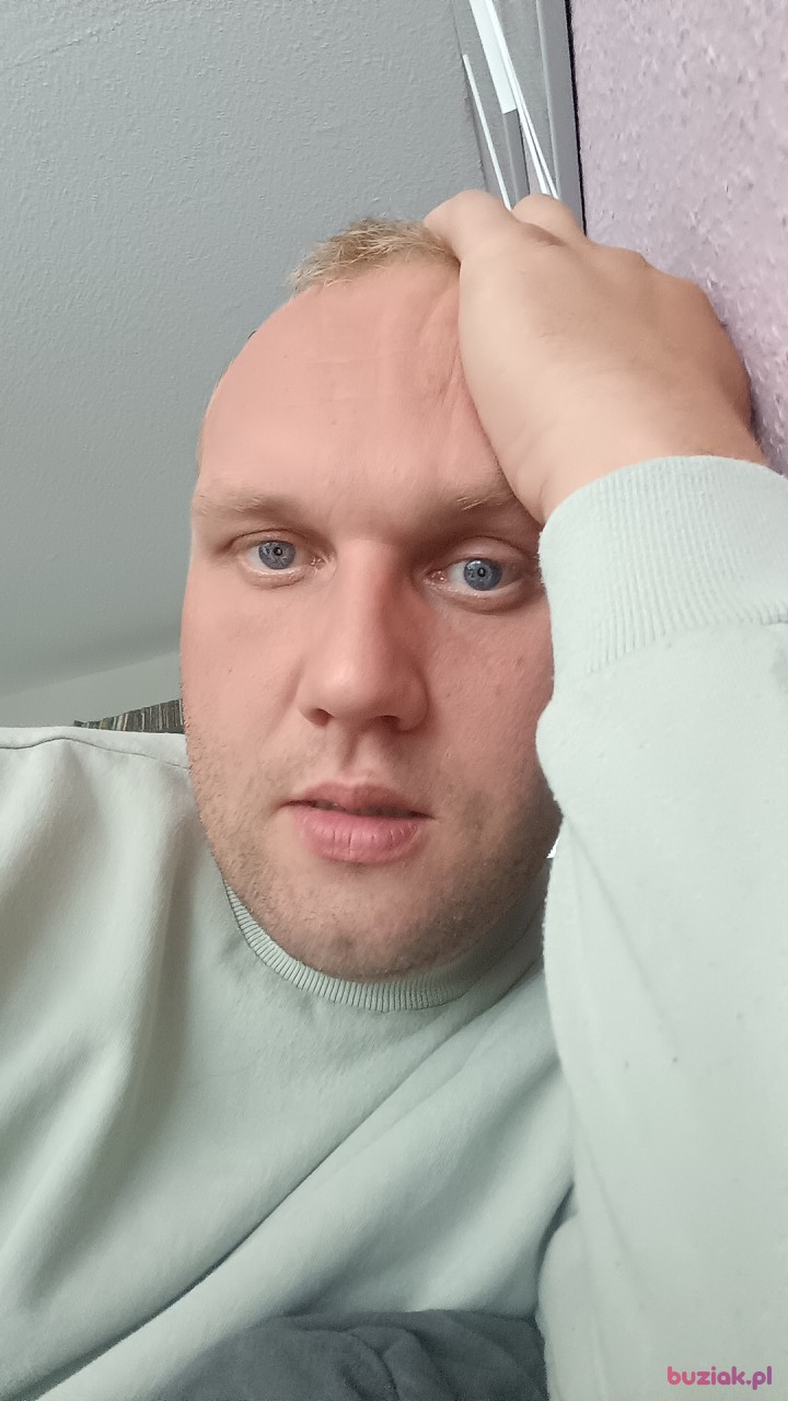 Adi, Male, 33, Bonn, Niemcy: 1