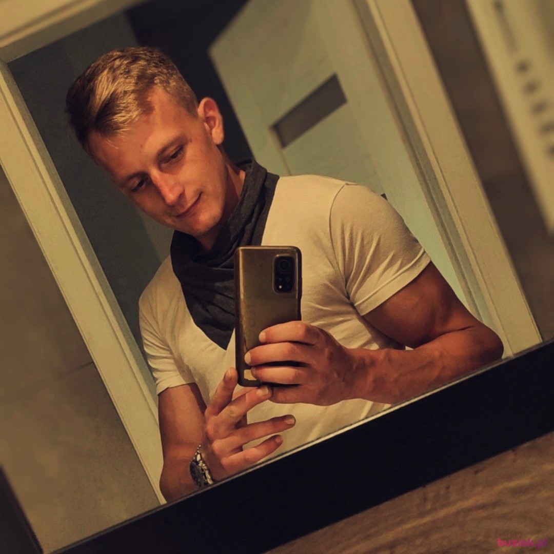 Adasiek, Male, 27, Gdańsk, Polska: 1