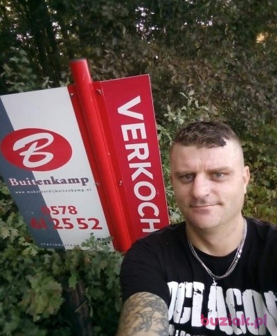 Krzysztof , Male, 43, Holandia: 1