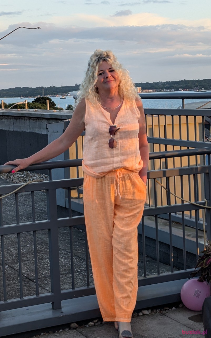 Wolna, Kobieta, 56, Southampton, Wielka Brytania, Zdjęcie: 3
