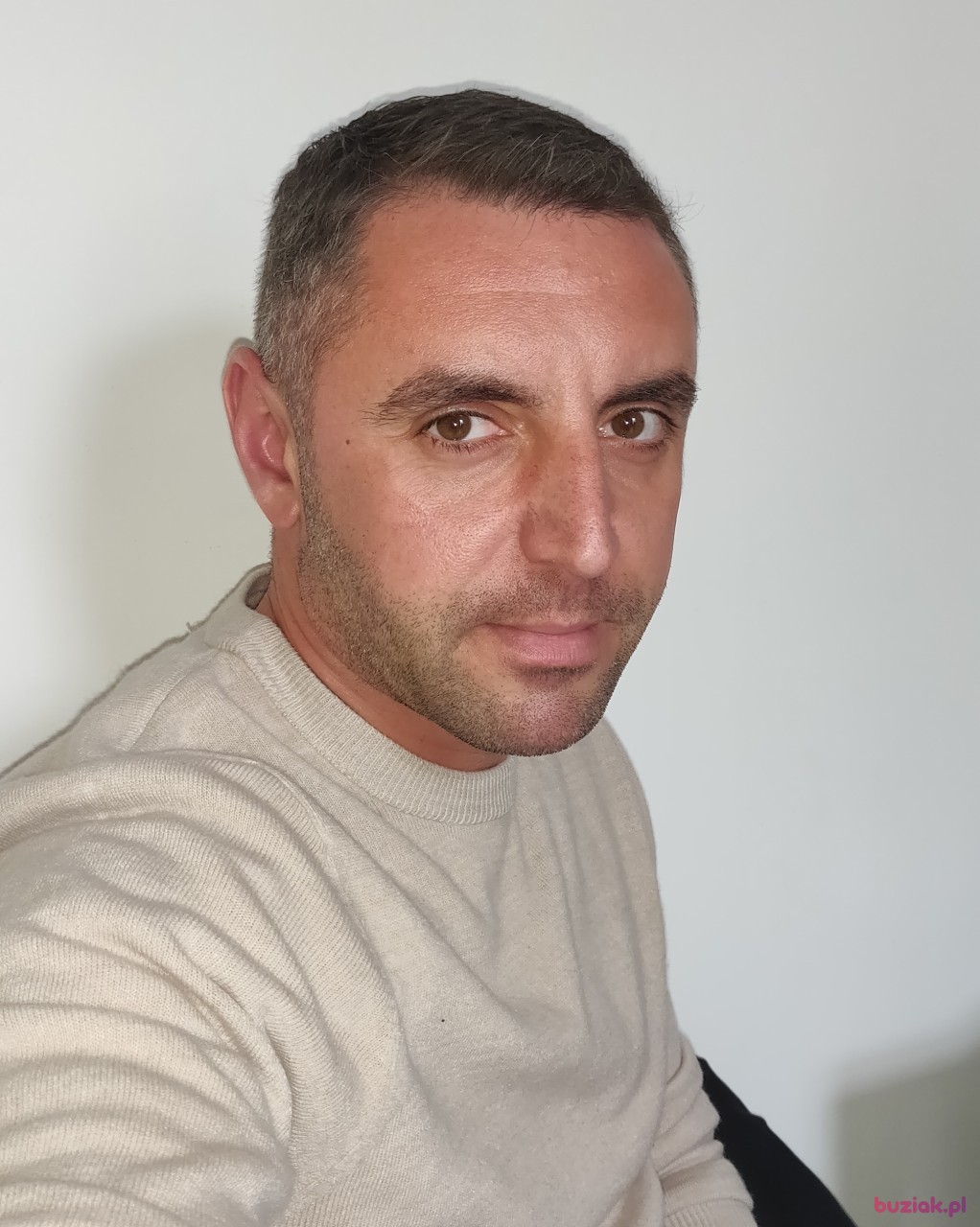 Michal, Mężczyzna, 41, Wielka Brytania: 1