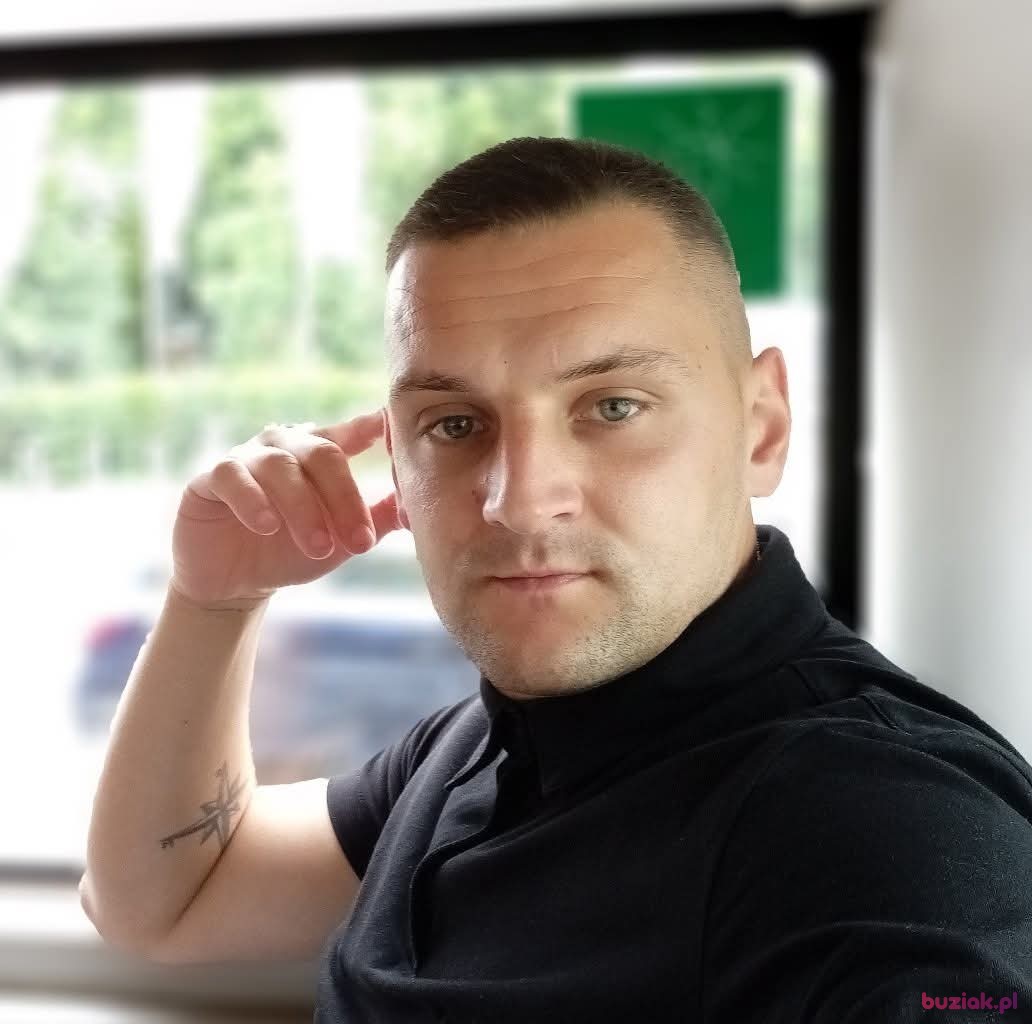 Arkadiusz, Mężczyzna, 28, Hamburg, Niemcy: 1