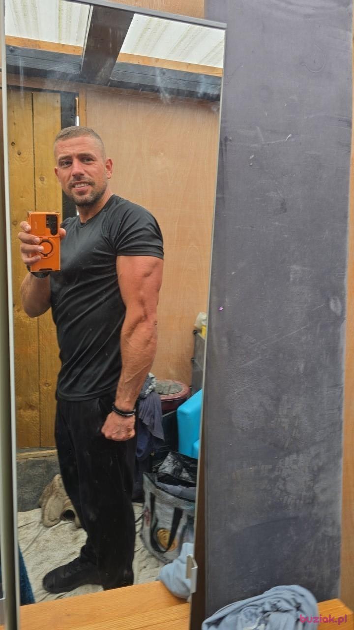 Kamil, Mężczyzna, 34, Coatbridge, Wielka Brytania, Zdjęcie: 2