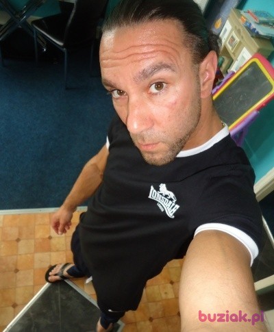 damian, Male, 41, Wielka Brytania: 1