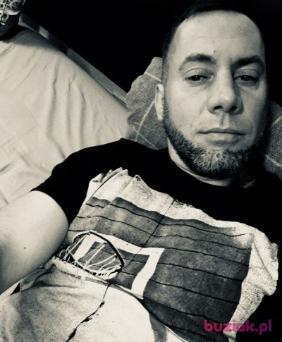Mazurinio, Male, 41, Wielka Brytania: 1