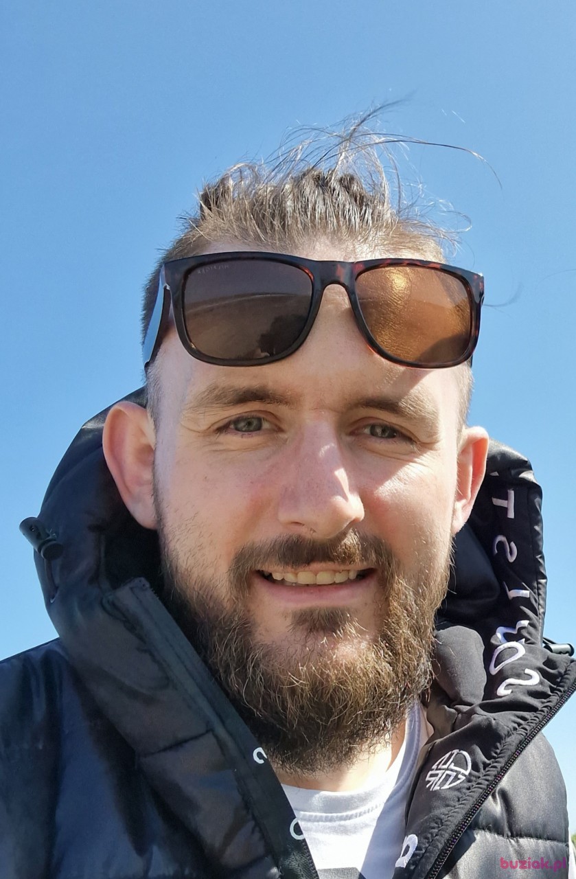 Artur, Male, 33, Wielka Brytania: 1