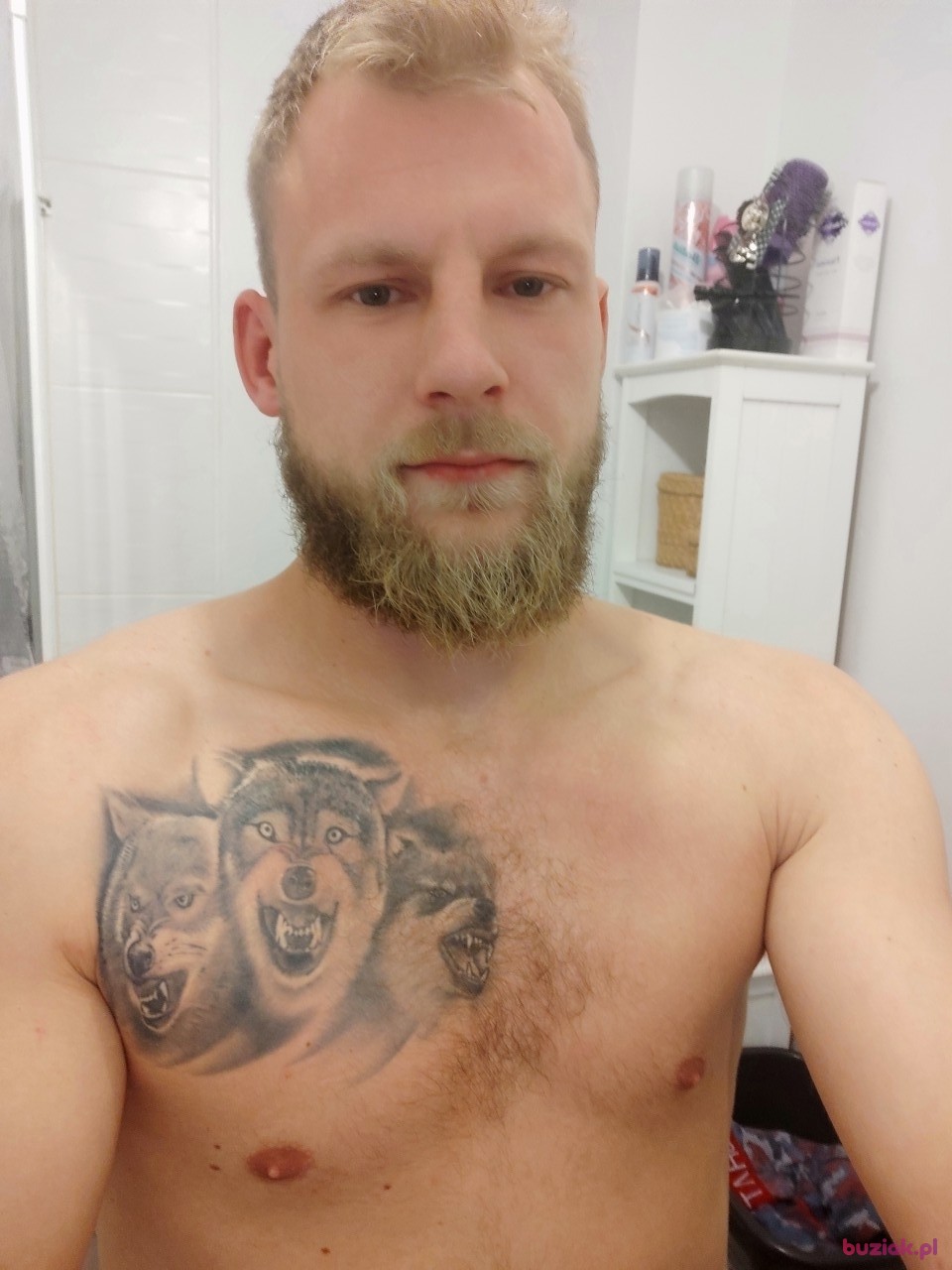 Adrian, Male, 31, Wielka Brytania: 1