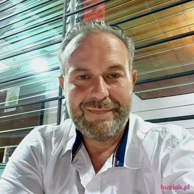 Dominik, Male, 46, Chicago Illinois, USA: 1