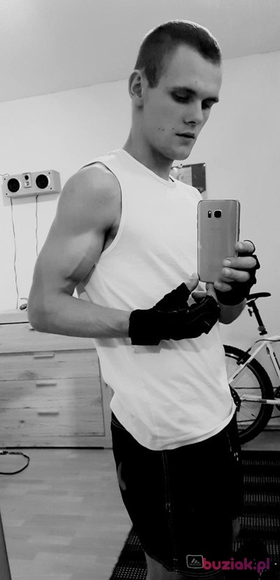 Martin, Male, 28, Niemcy: 1