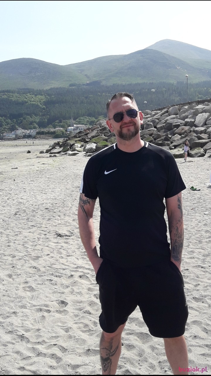 Dorian, Male, 46, Wielka Brytania: 1