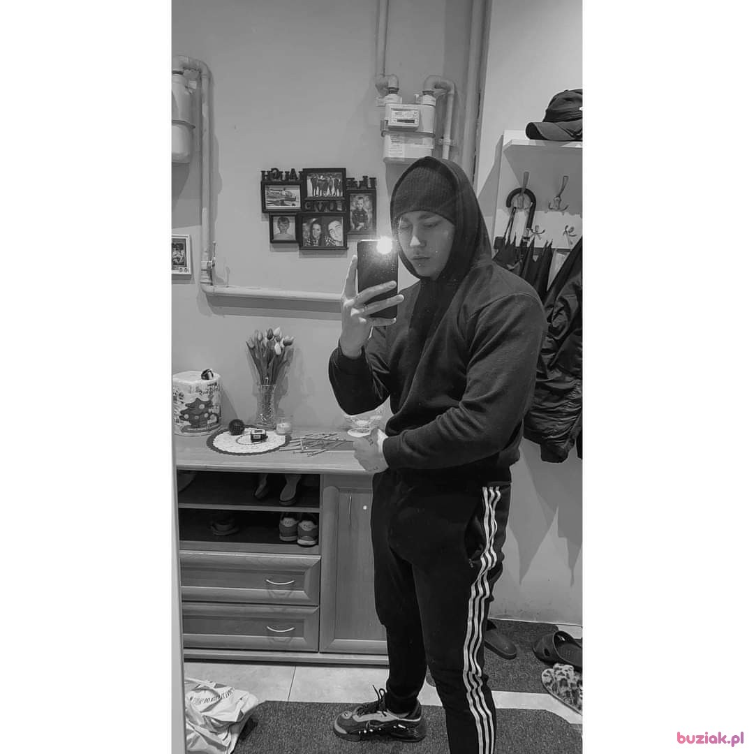 kamil, Male, 24, Lubań, Polska: 1