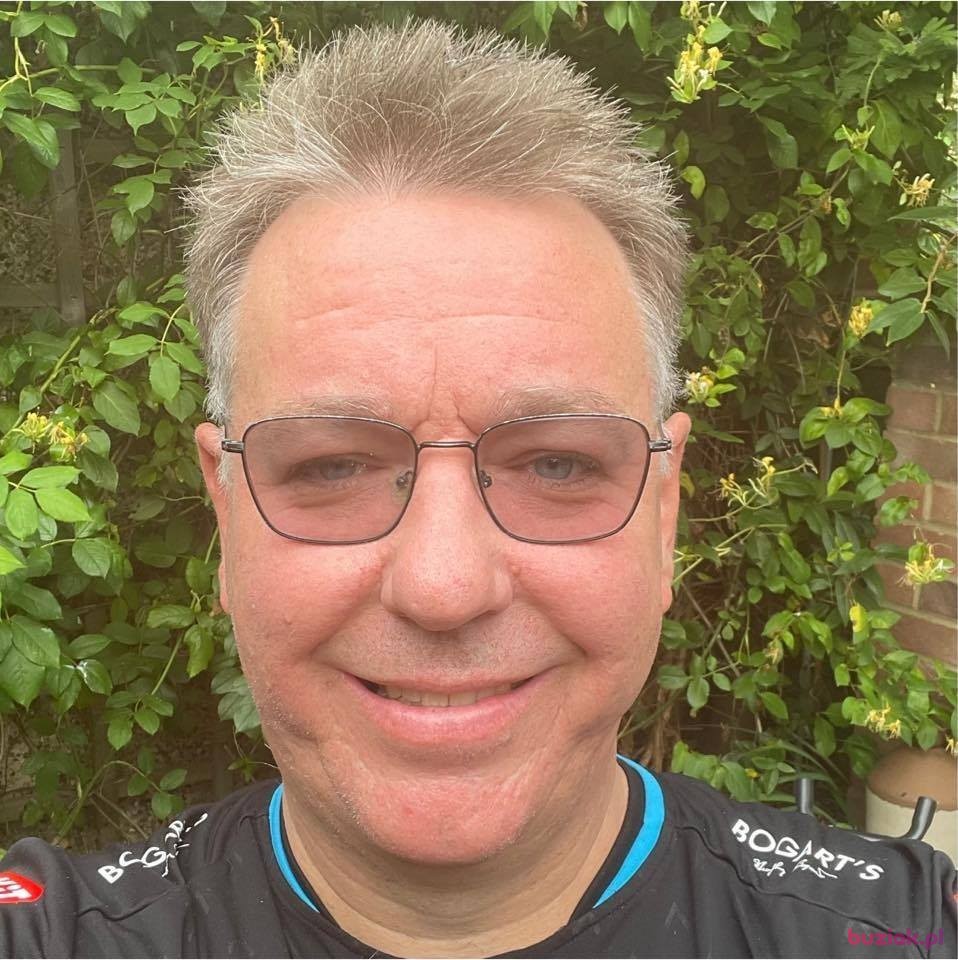 Schmidt, Male, 68, Berlin, Niemcy: 1