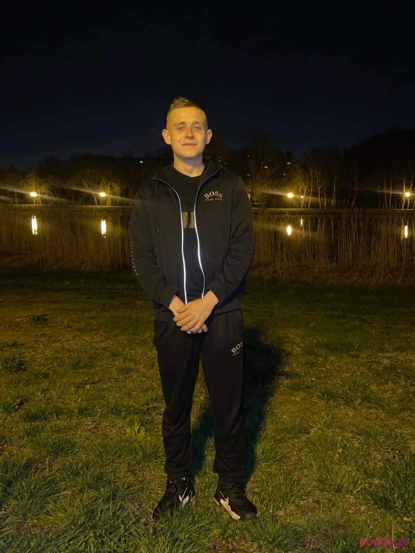Mikolaj, Male, 20, Breda, Holandia: 1
