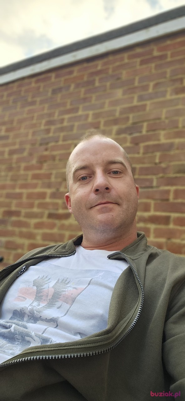 Kamil, Mężczyzna, 40, Iver, Wielka Brytania: 1