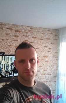 Marek , Mężczyzna, 45, Żmigród, Polska: 1