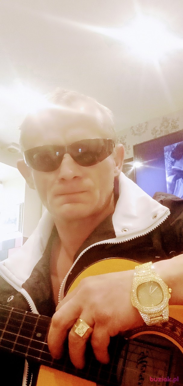 Marek, Male, 52, Shipley, Wielka Brytania: 1