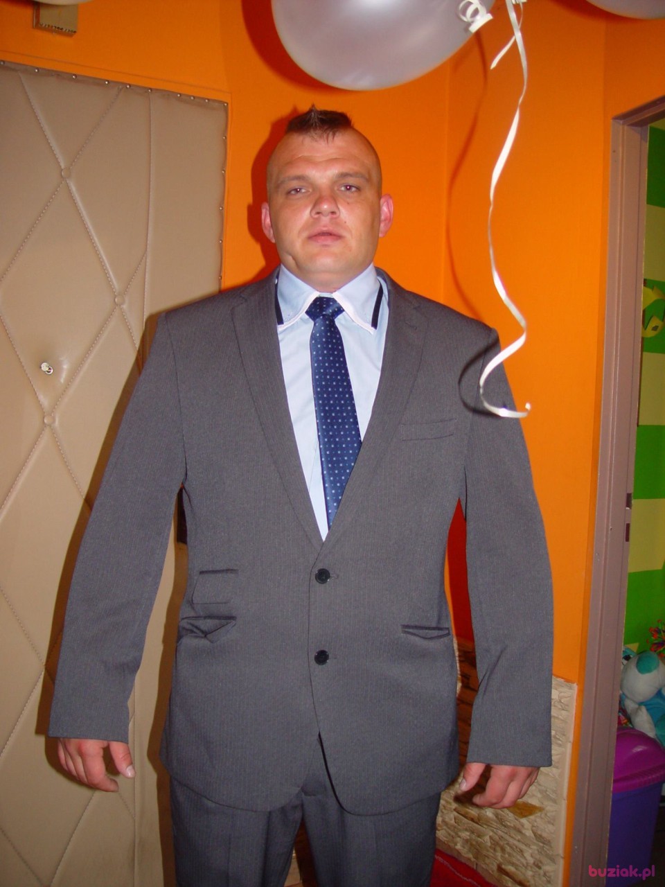 Damian, Male, 39, Groby, Wielka Brytania: 1