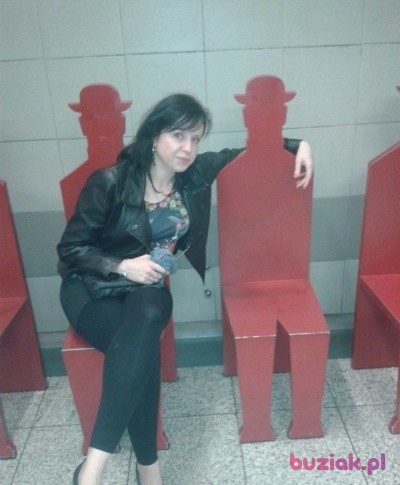 Lilua, Female, 41, Wielka Brytania: 1