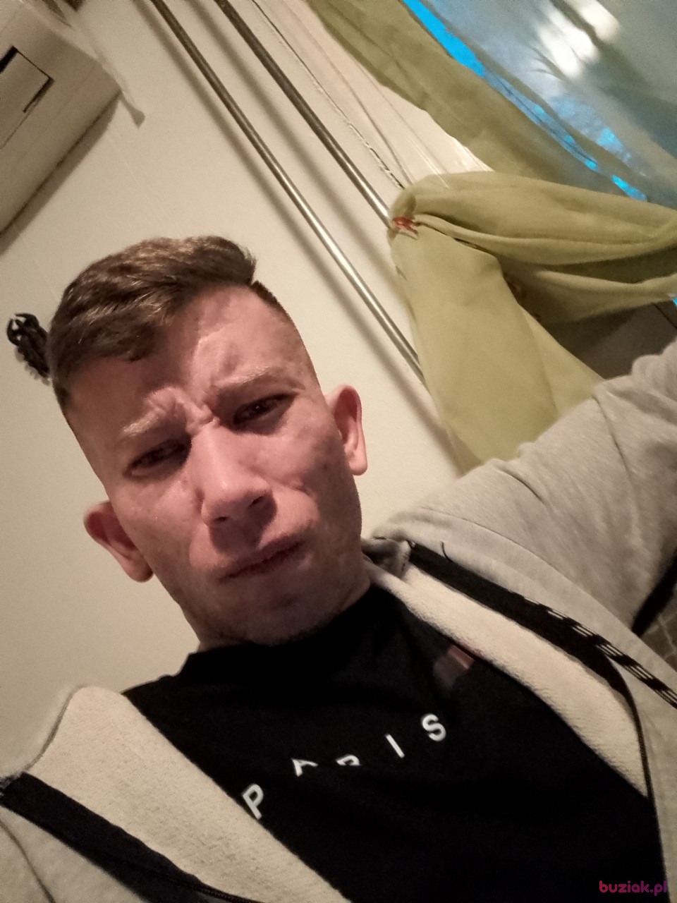 Pawe, Male, 33, Holandia: 1