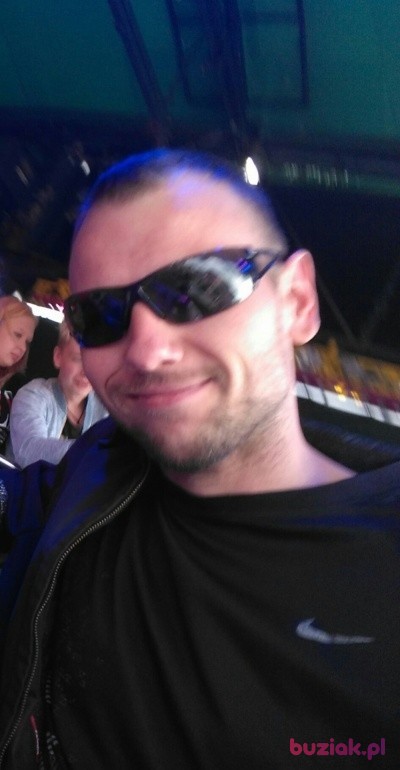 Adi, Male, 41, Niemcy: 1